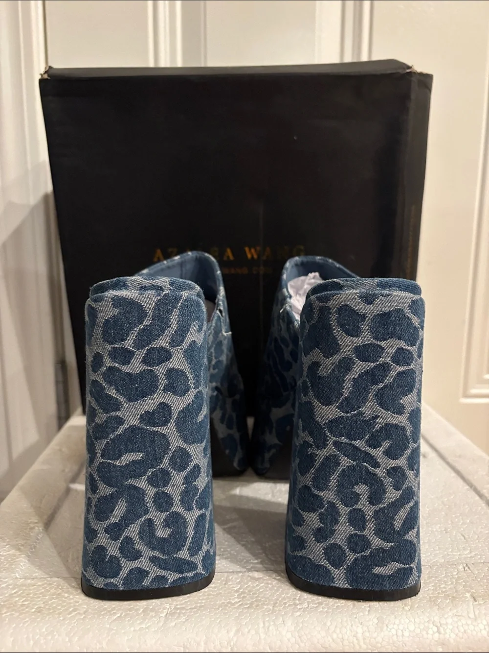 Azalea Wang Denim Leopard Platform Mule - Blue